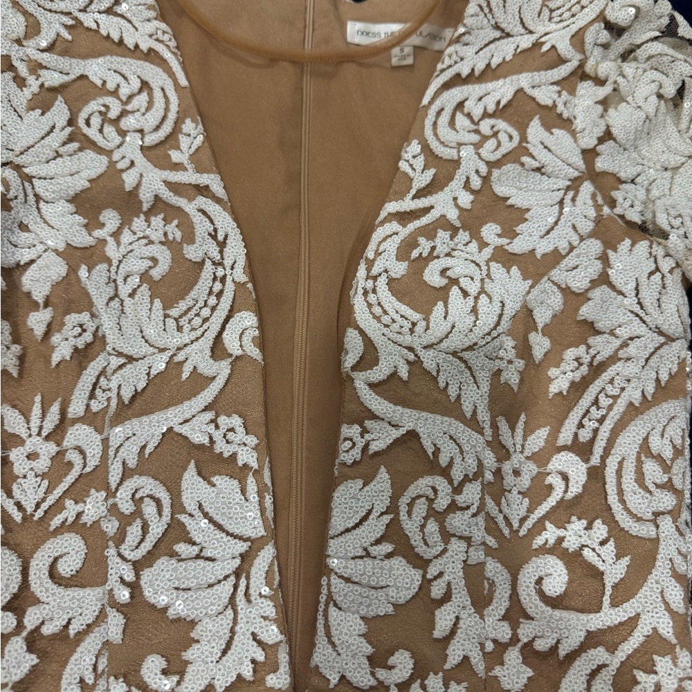 Dress the Population White and Cream Lace Long Sleeve Dress - Picture 7 of 10
